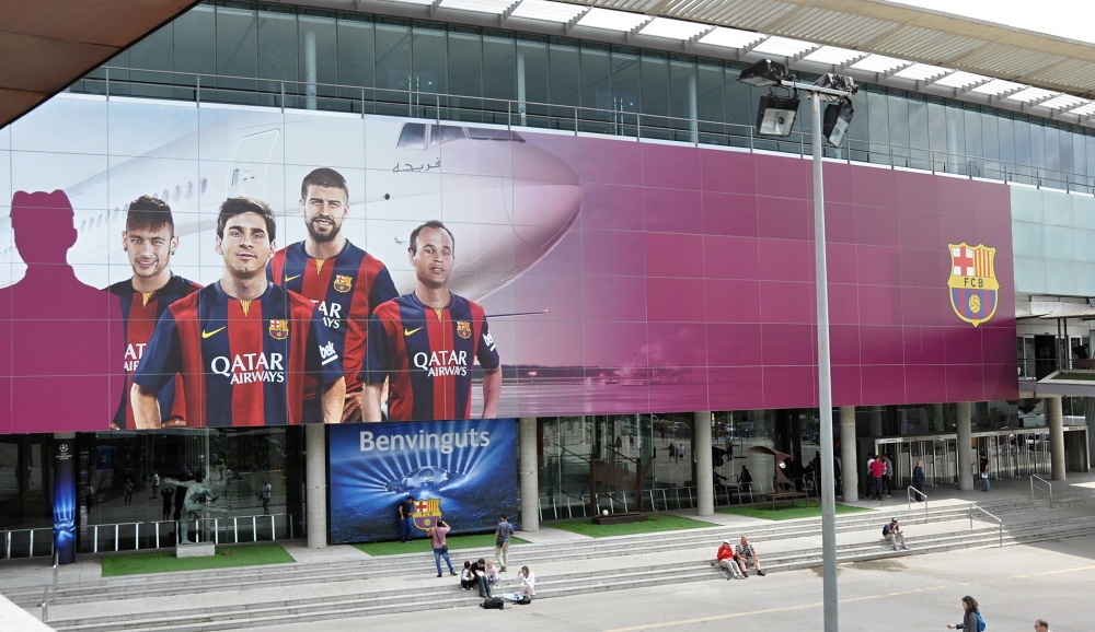 Camp Nou, vstup