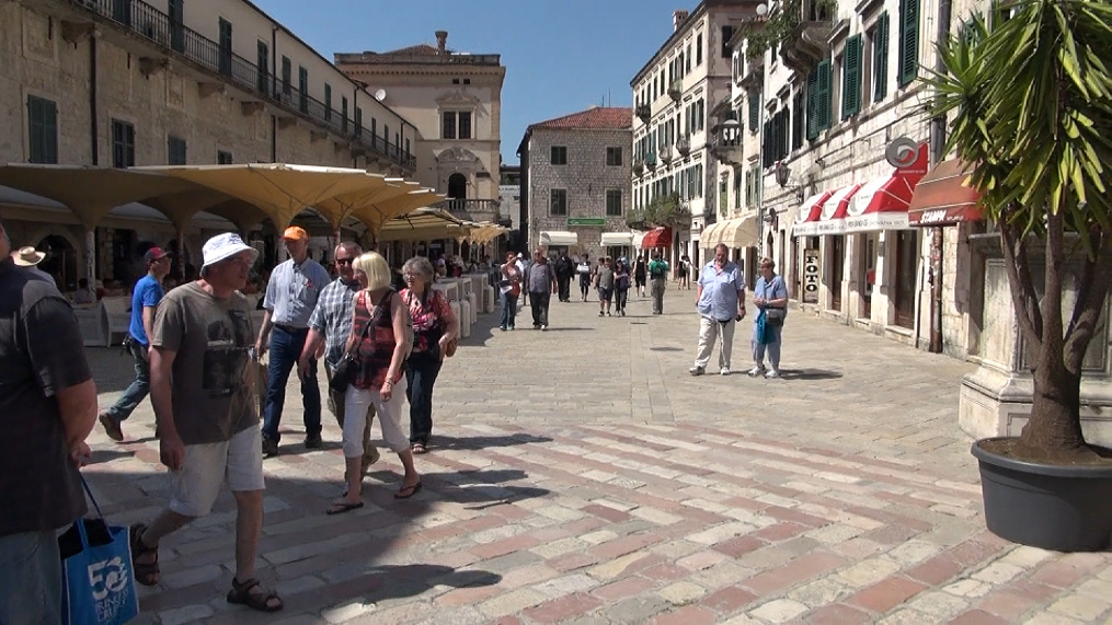 Kotor - náměstí