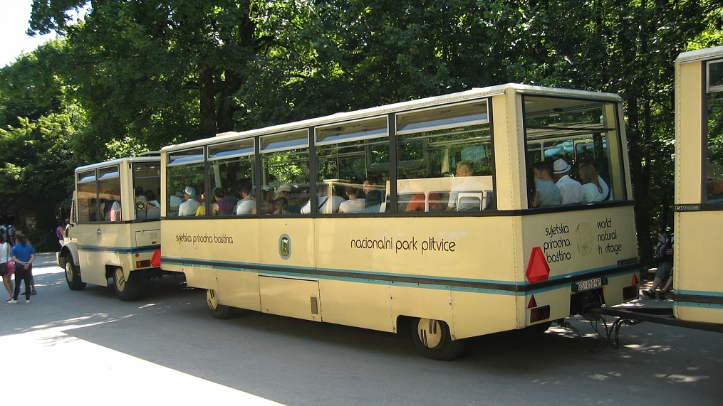 Autobus nebo vláček - jak chcete 