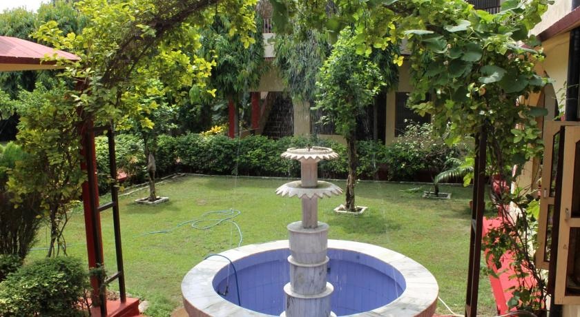 Zahrada - Booking.com