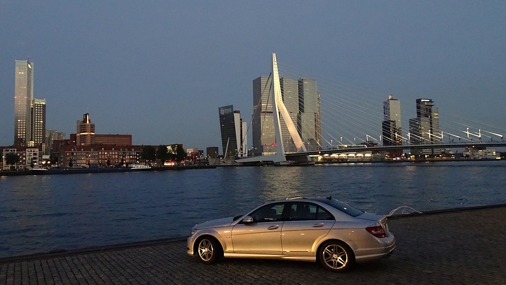 Autem v Rotterdamu